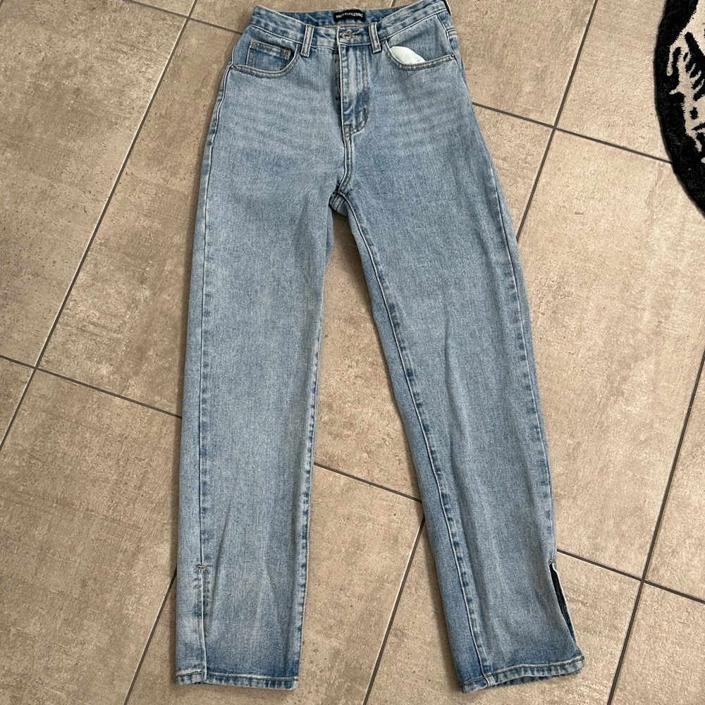 PrettyLittleThing Straight Leg Jeans